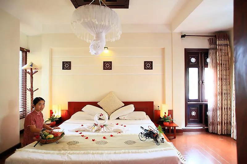 ***  Long Life Riverside Hotel Hoi An Vietnam