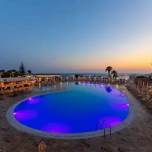 **** Hotel Tofinis Cyprus